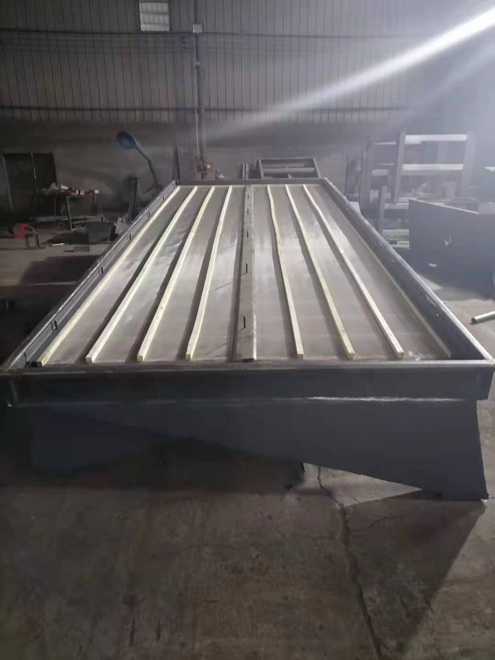 礦山直線振動篩 醫(yī)藥行業(yè)定制加工振動篩設備