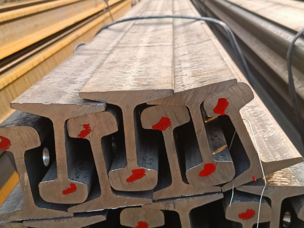 陜西起重機(jī)鋼軌、起重機(jī)路軌、起重機(jī)軌道型號(hào)、參數(shù)、價(jià)格