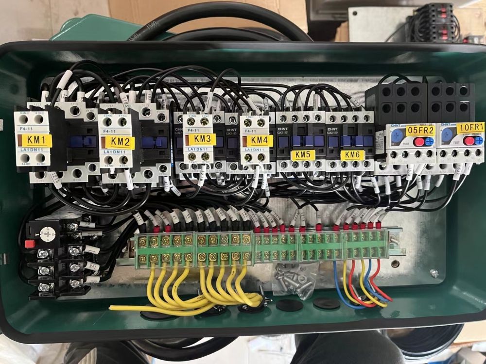 電動(dòng)葫蘆電氣控制箱、CD/MD/防爆電動(dòng)葫蘆電氣箱批發(fā)、安裝更換