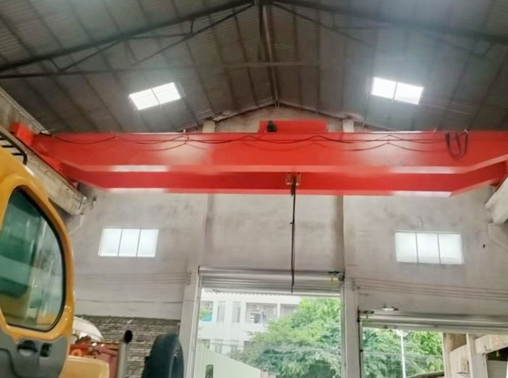 雙梁橋式吊機、天車、行吊、雙梁橋式起重機廠家銷售、安裝維修維保