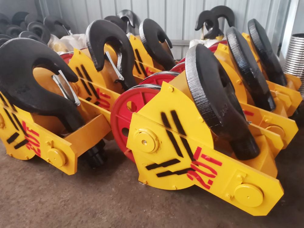 白山行車大鉤、起重機吊鉤吊具廠家銷售、安裝維修