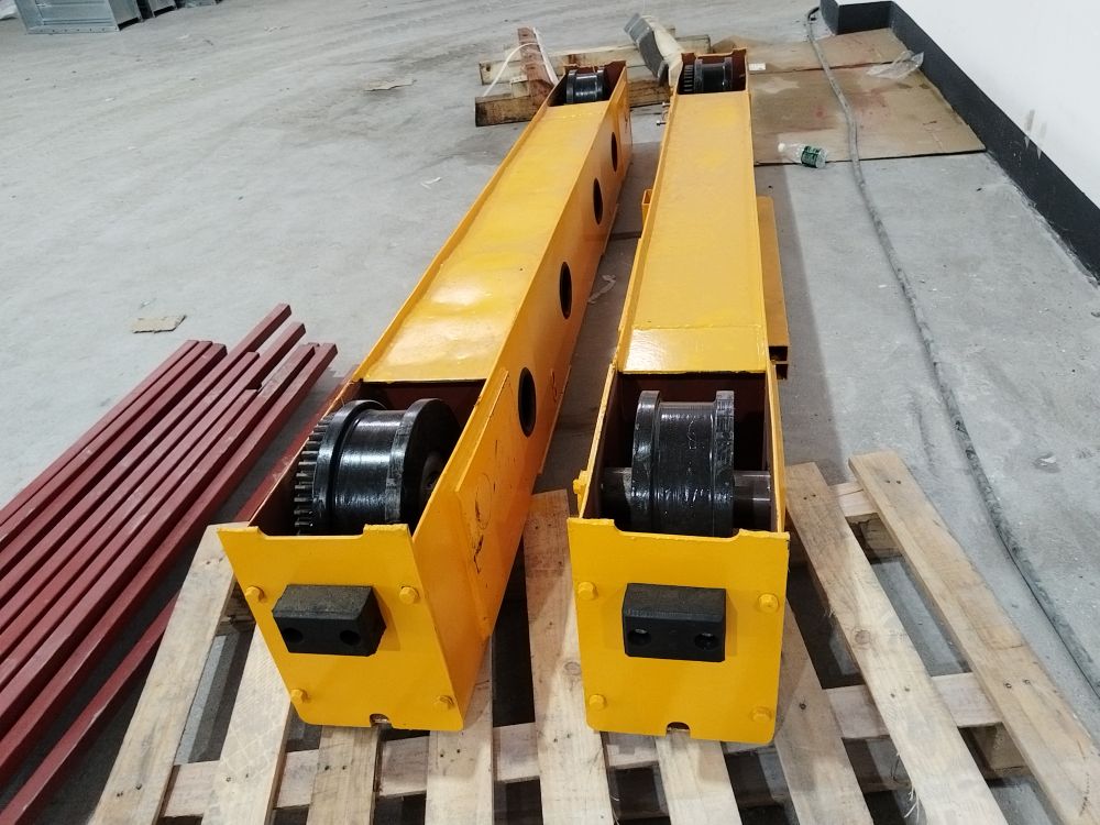 起重機(jī)端梁、LDA/LH起重機(jī)端梁、大車(chē)運(yùn)行車(chē)輪組機(jī)構(gòu)