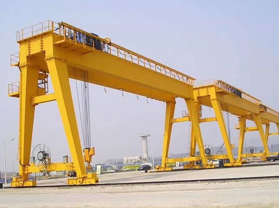 大連龍門吊、門式起重機、MG單小車雙梁門式起重機技術廠家報價