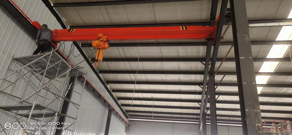 成都本地行車(chē)行吊維修保養(yǎng)龍門(mén)吊安裝拆除