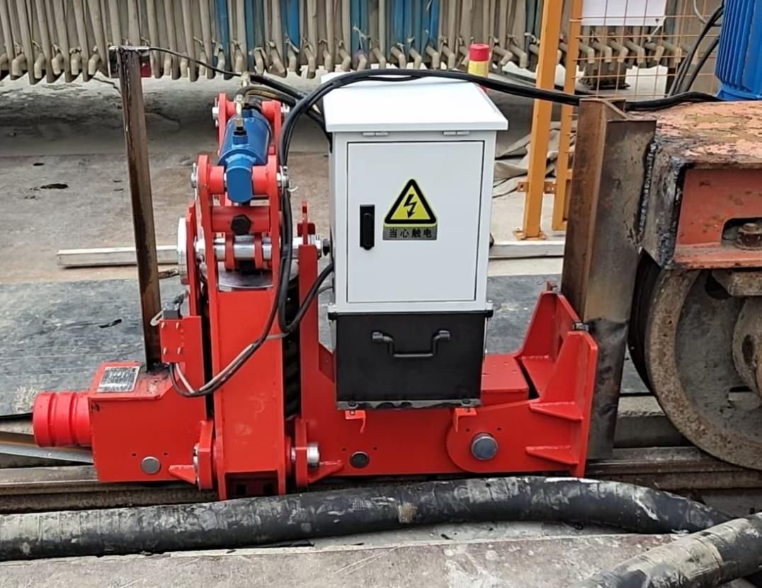 廣東龍門吊安全防護(hù)裝置、龍門吊防風(fēng)鐵楔、夾軌器