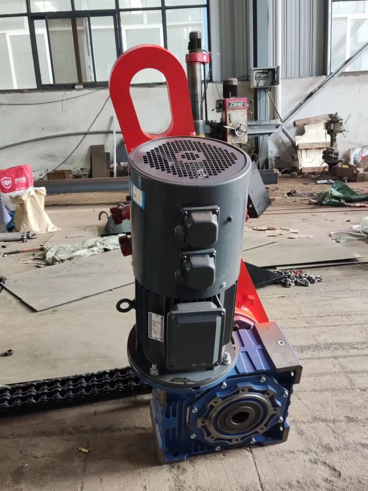 翻轉(zhuǎn)吊具       翻轉(zhuǎn)機(jī)頭