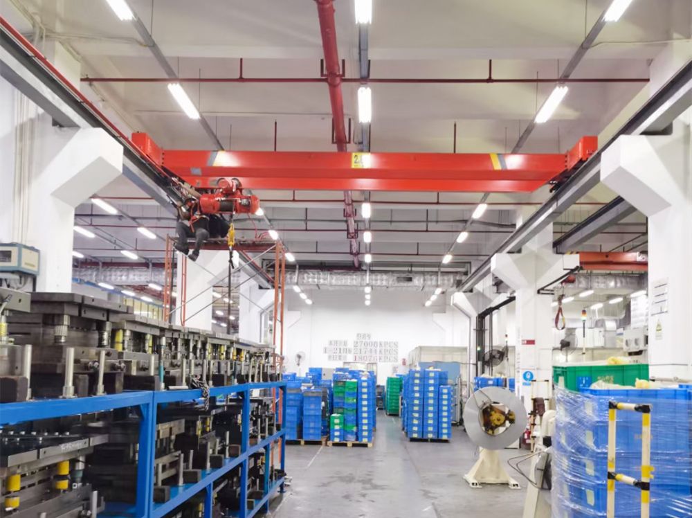 電動(dòng)單梁起重機(jī)、單梁行吊、天車、吊機(jī)、行車廠家銷售與安裝維修