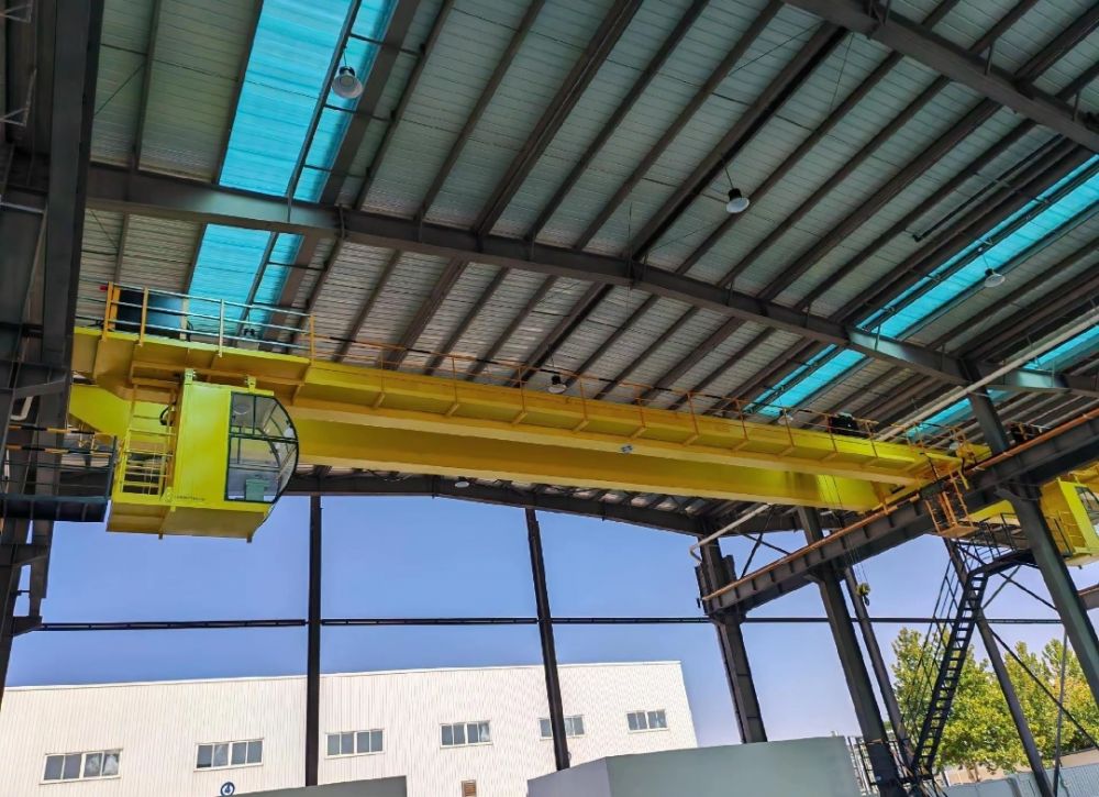 歐式電動(dòng)雙梁橋式起重機(jī)、天津起重機(jī)、吊機(jī)