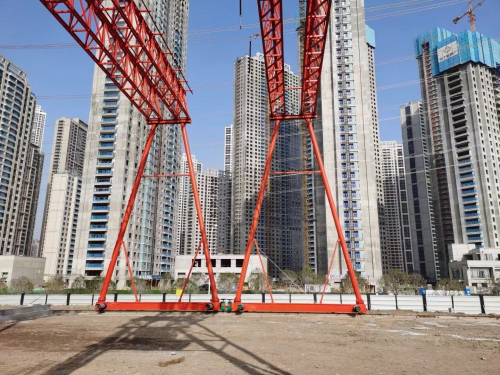 泉州工程龍門吊、提梁機(jī)、MG型電動雙梁門式起重機(jī)廠家銷售