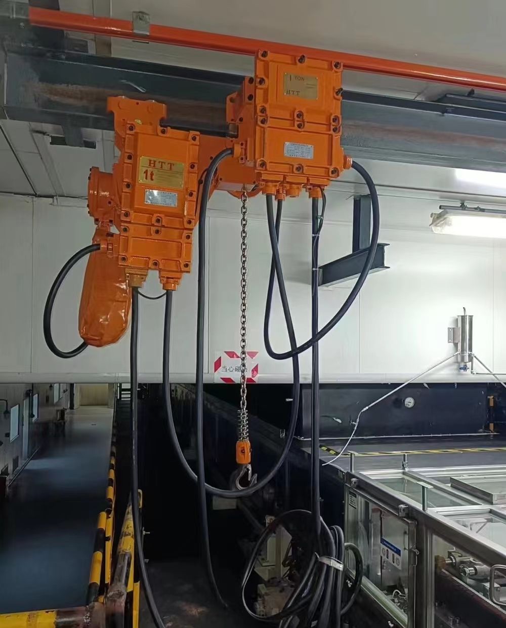 博能環(huán)鏈葫蘆、防爆鏈?zhǔn)诫妱?dòng)環(huán)鏈葫蘆