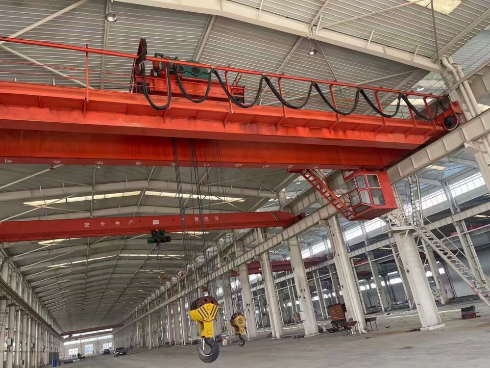 河南焦作起重機廠家、型號、參數、吊鉤橋式起重機設計制造、安裝維修