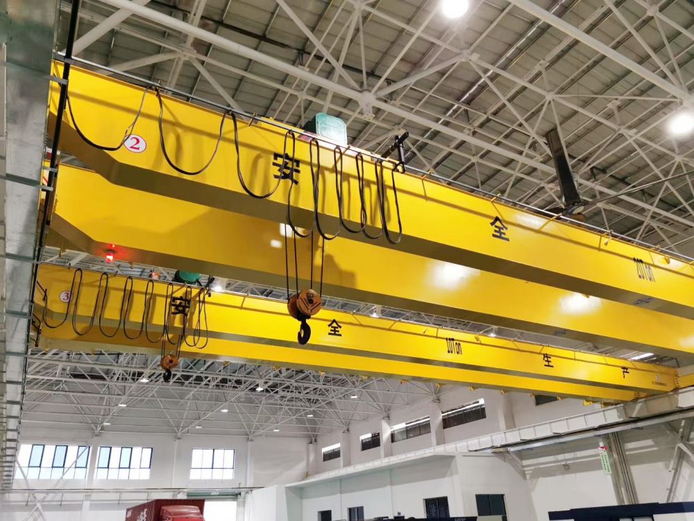 橋式起重機(jī)、行吊、天車、吊機(jī)、歐是雙梁起重機(jī)設(shè)計(jì)制造、安裝維修