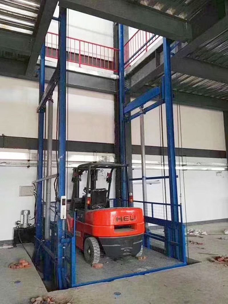 徐州市鏈條液壓導(dǎo)軌升降機(jī)廠(chǎng)家直銷(xiāo)、供貨安裝