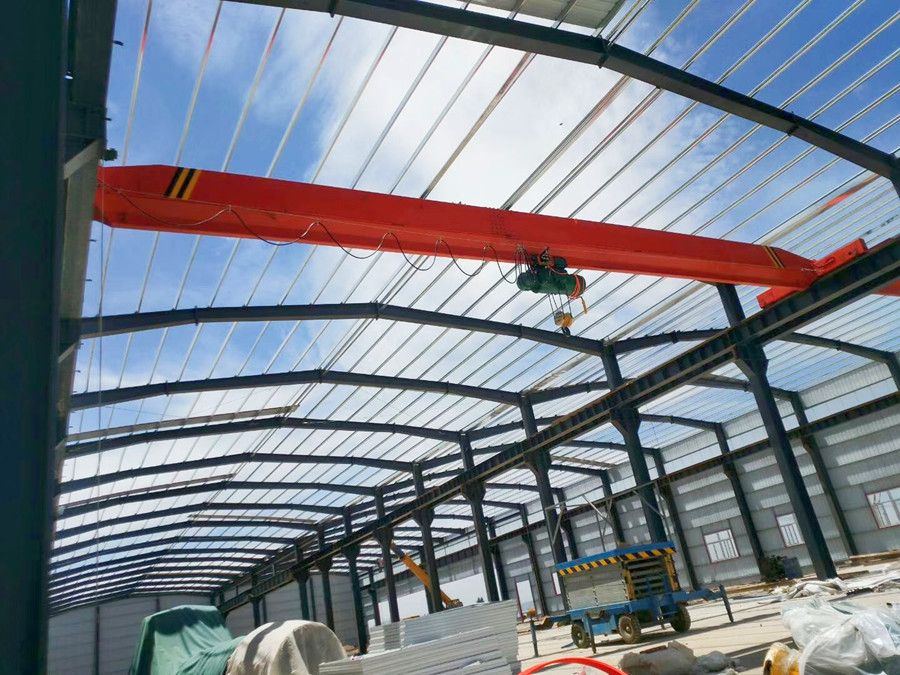 西安單梁起重機(jī)、LDA型電動(dòng)單梁起重機(jī)