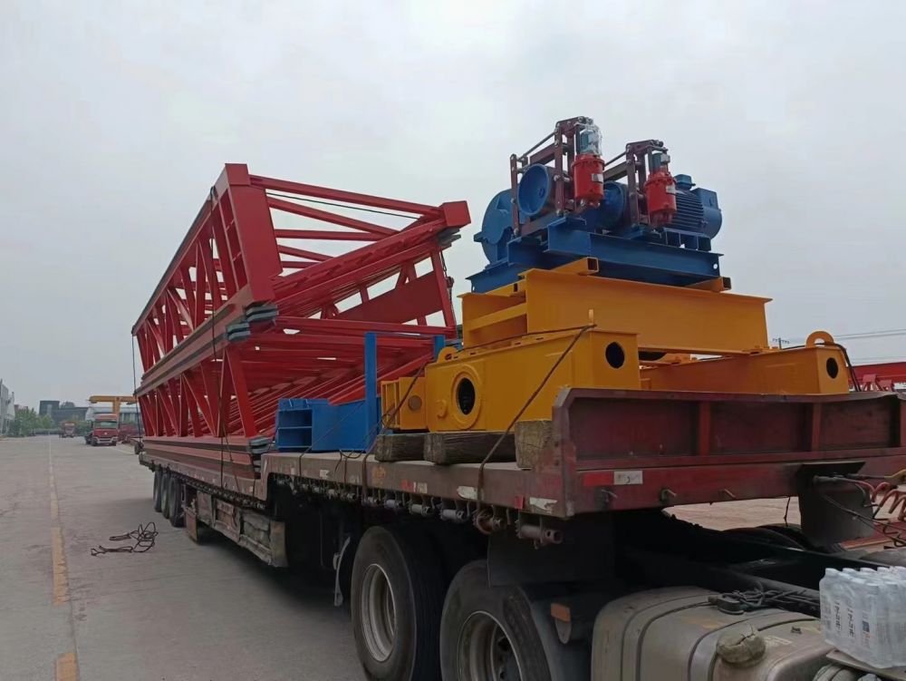 廣東架橋機(jī)、珠海提梁機(jī)-42米200噸自平衡架橋機(jī)廠家銷售