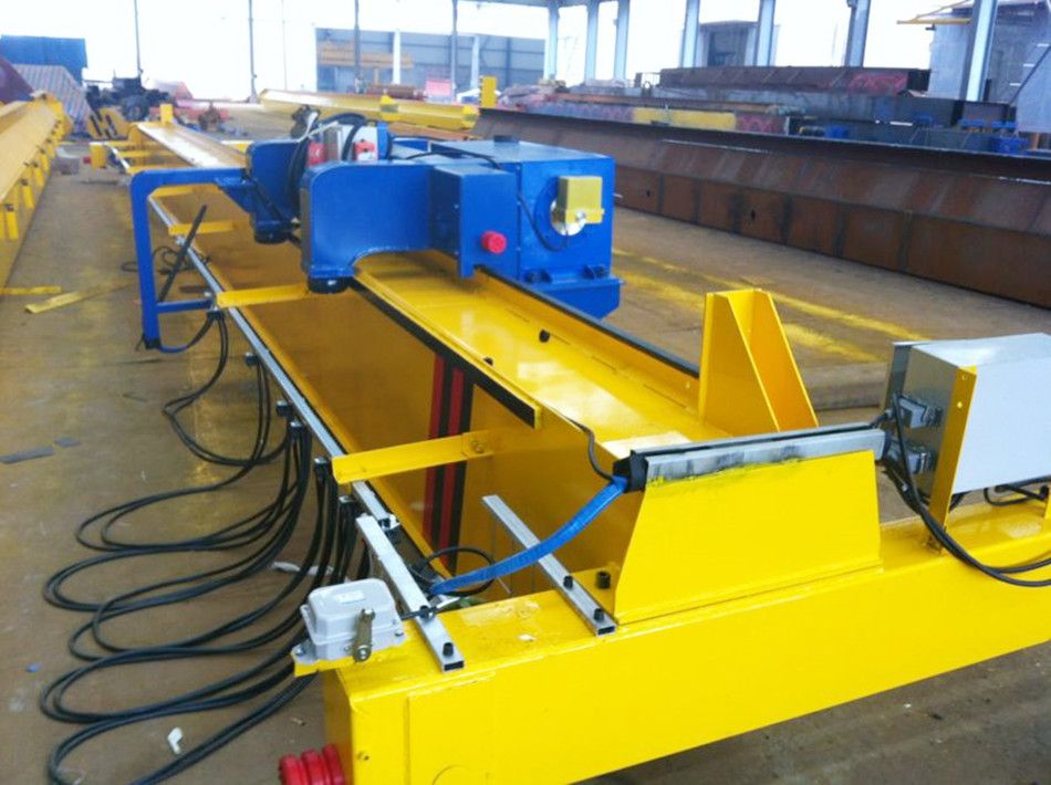 青島起重機(jī)，LDP型低凈空電動(dòng)單梁起重機(jī)