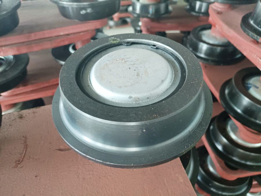 廣州電動葫蘆跑車輪組、河南電動葫蘆配件廠家批發(fā)