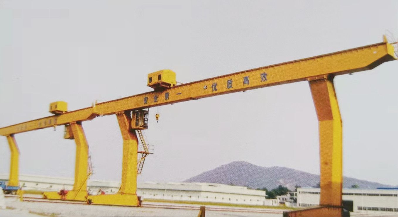 C型門式起重機和L型門式起重機的區(qū)別