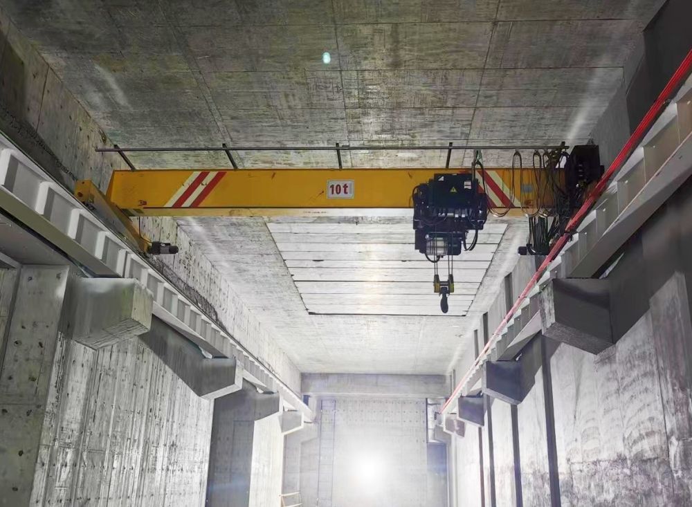 歐式新型電動(dòng)單梁起重機(jī)、新中式起重機(jī)廠家品牌、產(chǎn)地貨源