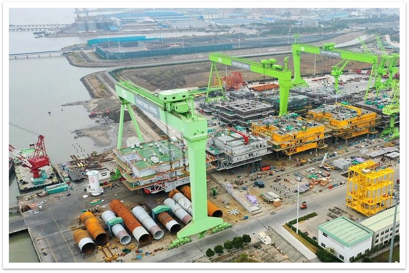 韓通贏吉500T造船門式起重機(jī)