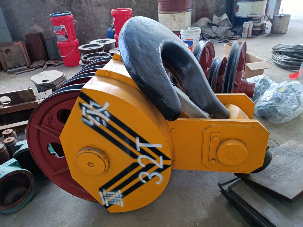 航車大鉤、起重機(jī)吊鉤廠家、型號、參數(shù)、價格、吊鉤安裝維修更換