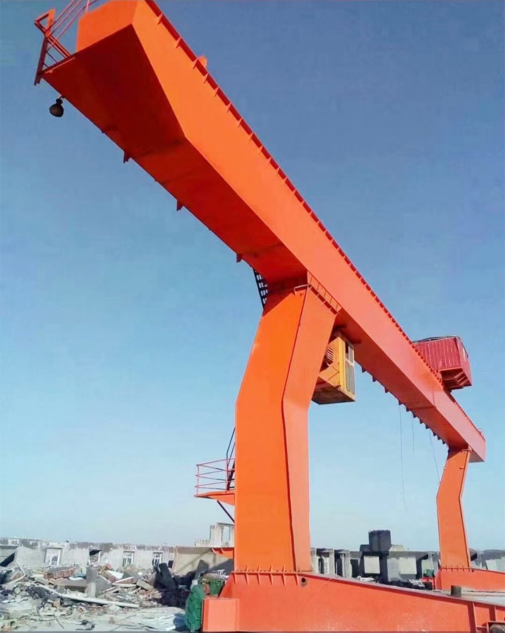 L型單主梁門(mén)式起重機(jī).jpg
