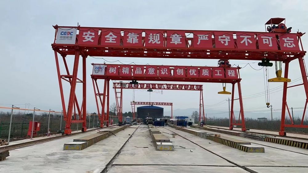 路橋門機、提梁門式起重機、提梁機、梁場龍門吊廠家報價