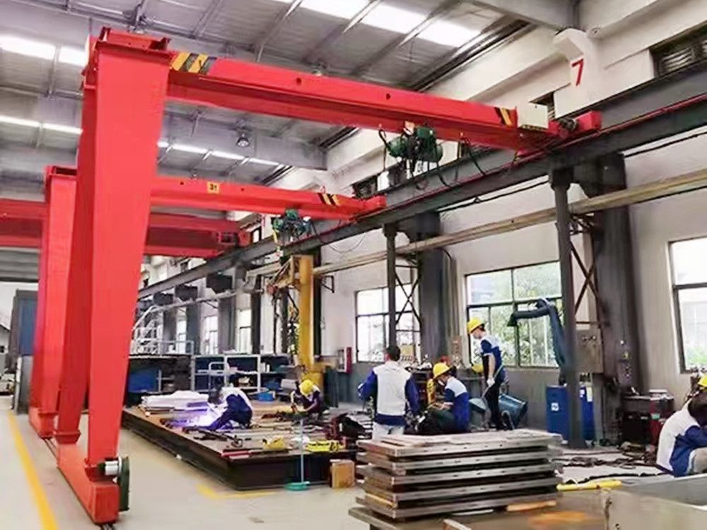 龍門(mén)吊型號(hào)、參數(shù)、電動(dòng)單梁門(mén)式起重機(jī)廠家銷(xiāo)售，安裝維修維保