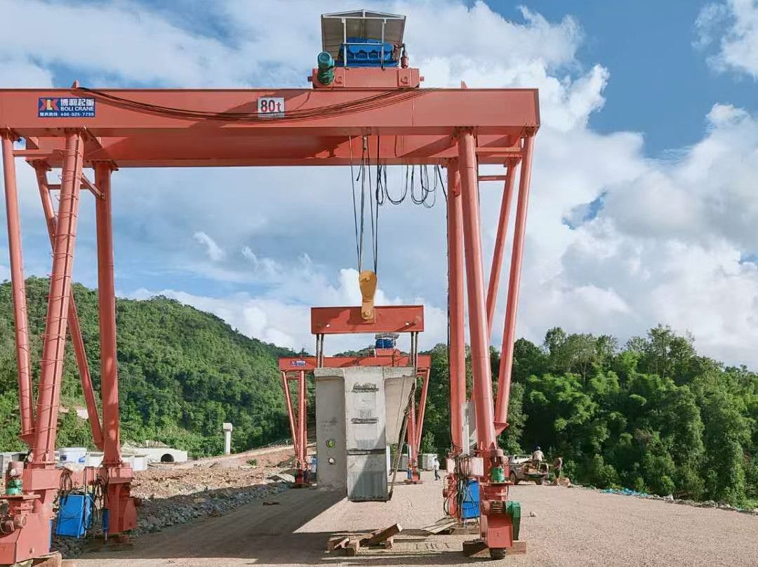 湖南常德龍門吊、軌道提梁機、輪胎式提梁機門式起重機廠家服務(wù)