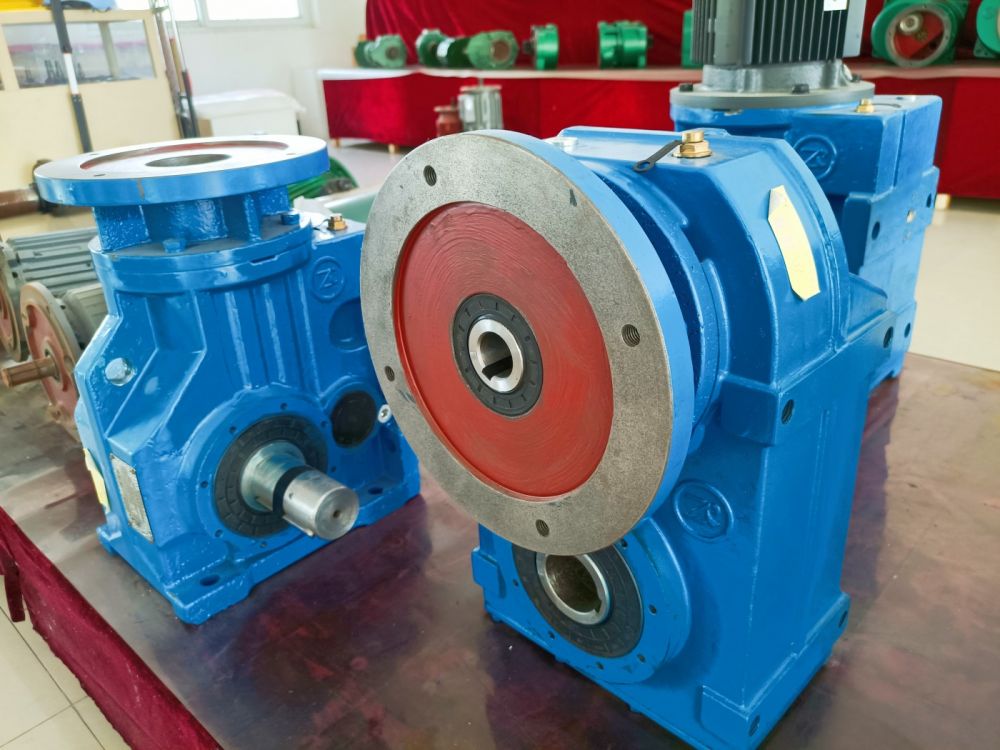 減速機(jī)廠家品牌、減速機(jī)型號規(guī)格、技術(shù)參數(shù)、減速機(jī)維修更換保養(yǎng)
