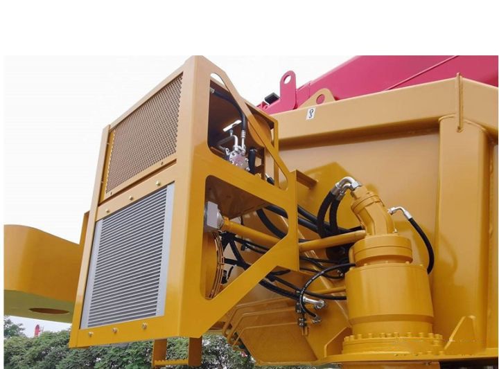 汽車(chē)起重機(jī)散熱系統(tǒng)