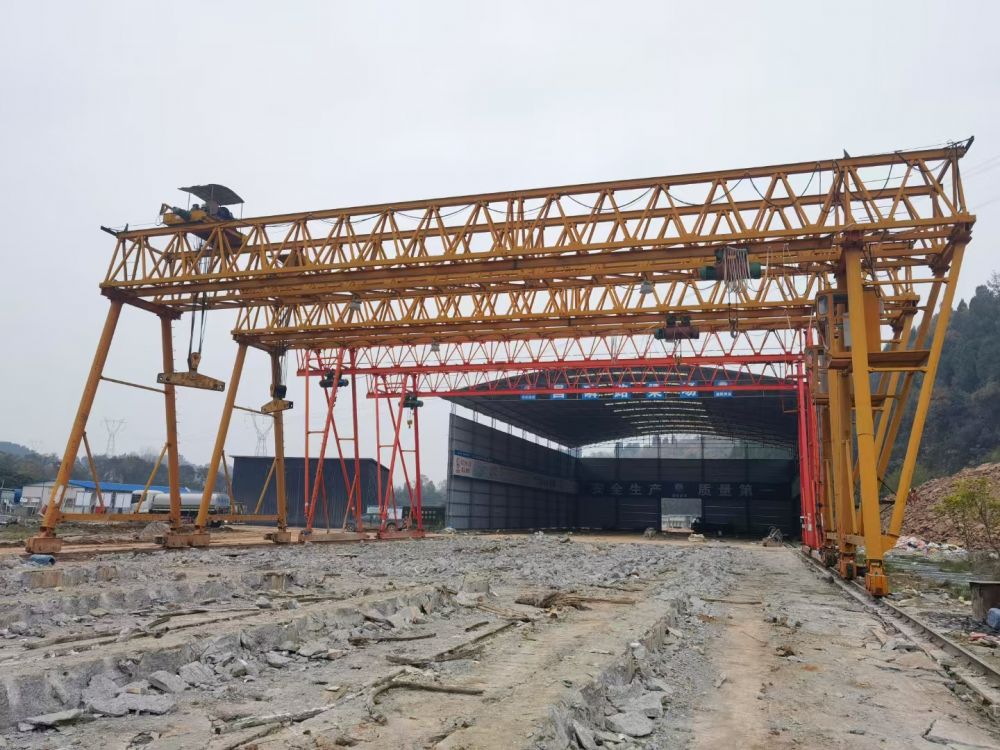 廣東廣州龍門(mén)吊、提梁機(jī)、梁場(chǎng)門(mén)式起重機(jī)