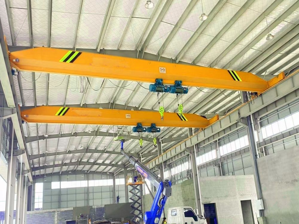 陜西雙吊鉤起重機(jī)、LDE型雙吊鉤電動(dòng)單梁起重機(jī)