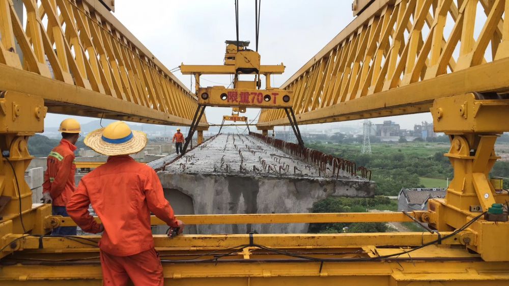 山東架橋機(jī)、濱州架橋機(jī)、自平衡架橋機(jī)廠家銷售服務(wù)