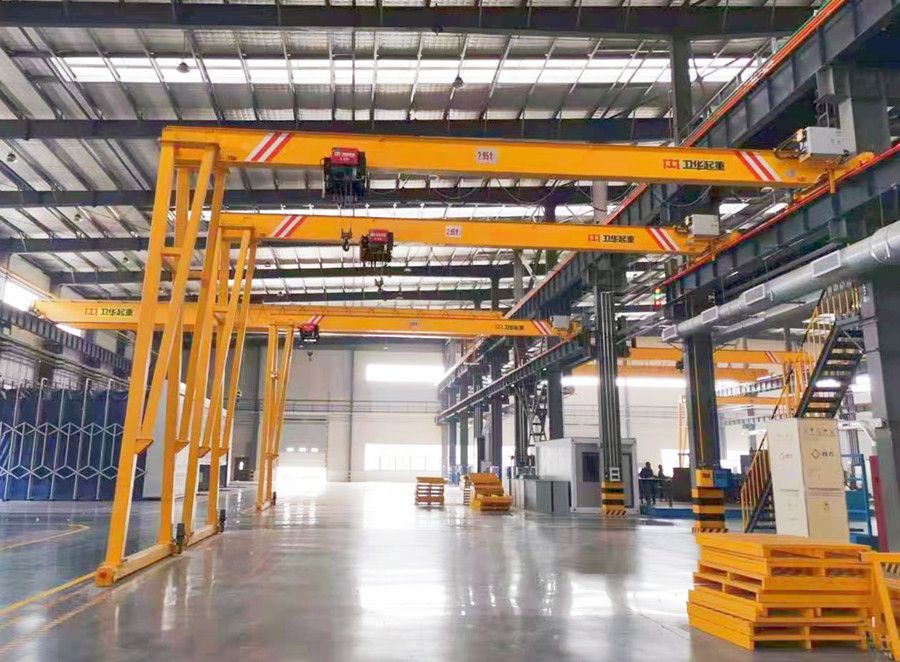 海南三亞起重機(jī)械設(shè)備廠家銷售、MHB型半腿電動(dòng)單梁門式起重機(jī)