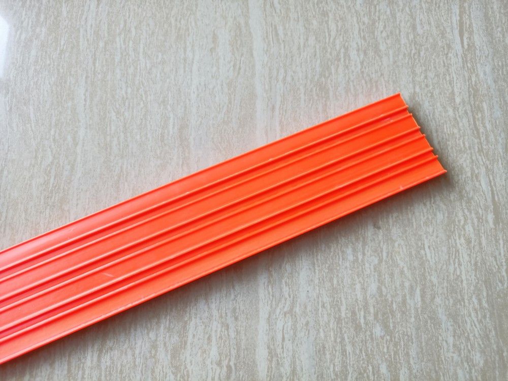 4P無接縫滑觸線背面圖