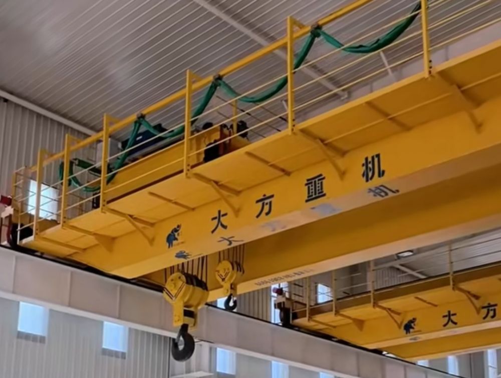 西安橋式起重機(jī)、大方起重機(jī)、QD型吊鉤橋式起重機(jī)