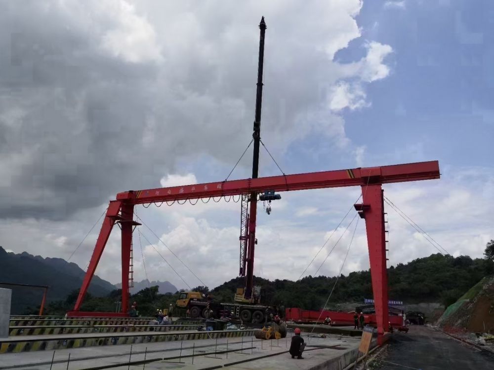 電動門式起重機、龍門吊廠家生產(chǎn)制造、安裝維修維保服務(wù)