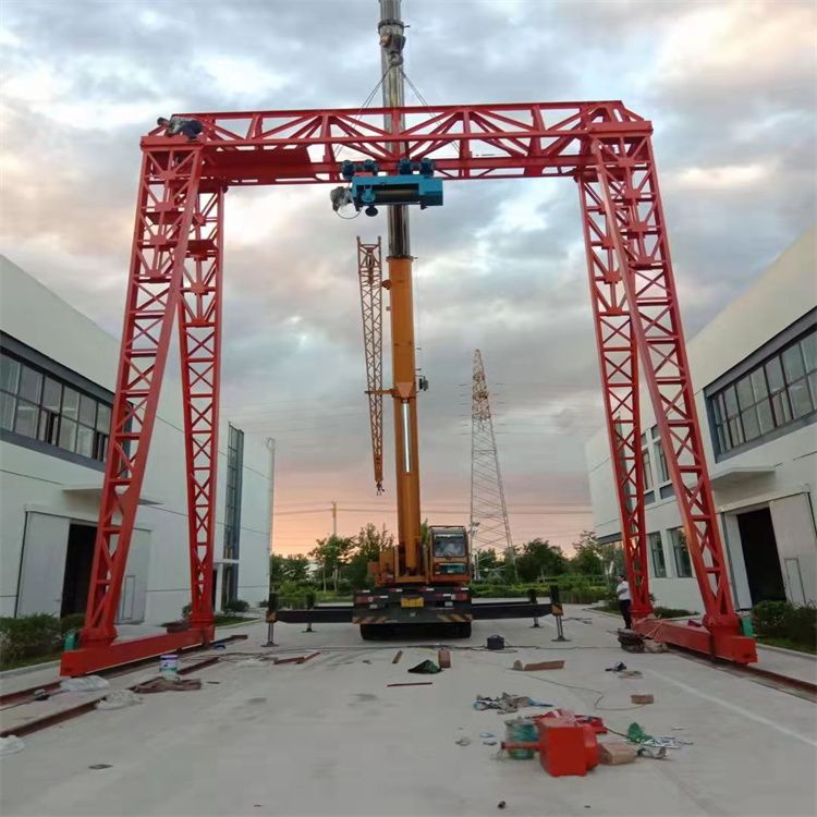 門吊吊裝注意安全事項(xiàng)有哪些