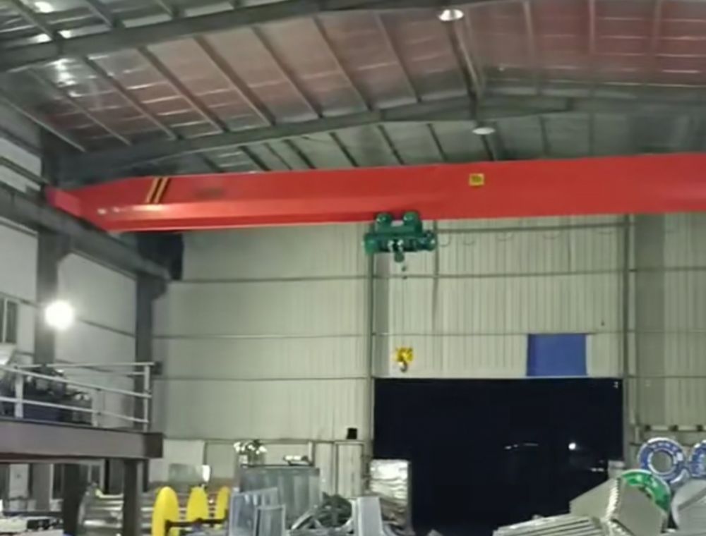 LD電動單梁起重機、起重機生產(chǎn)廠家、制造安裝維修