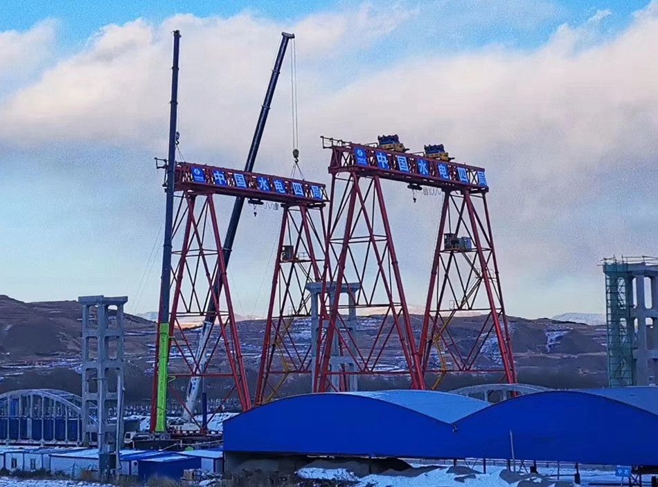 成都龍門吊、提梁機(jī)、MG型電動(dòng)門式起重機(jī)廠家銷售、安裝維修