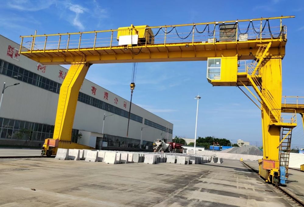 MDG型電動(dòng)單梁門式起重機(jī)、L型小車偏掛吊鉤龍門吊