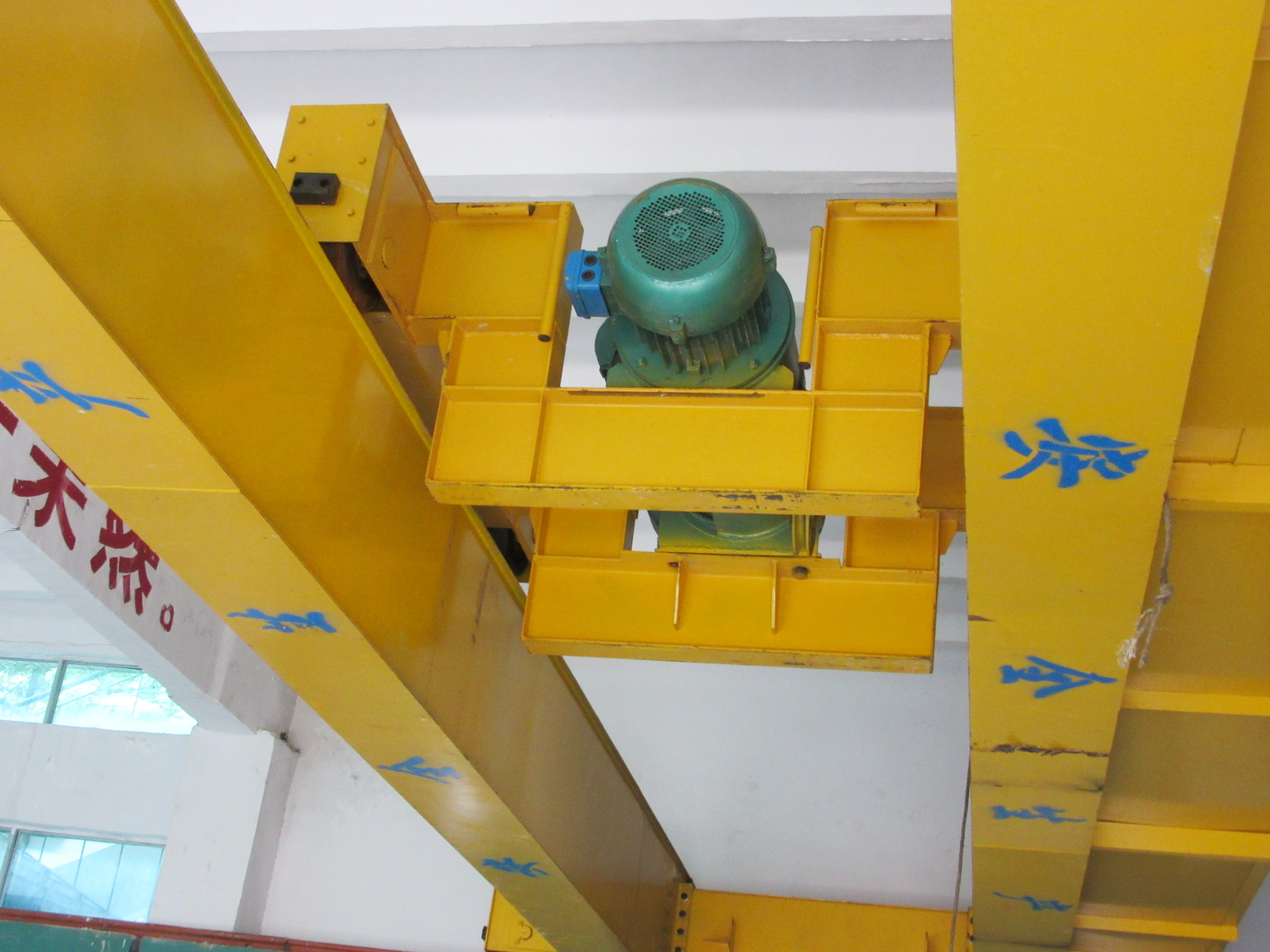 黔南州起重機(jī)、都勻起重機(jī)、LH型電動(dòng)葫蘆雙梁起重機(jī)廠家服務(wù)