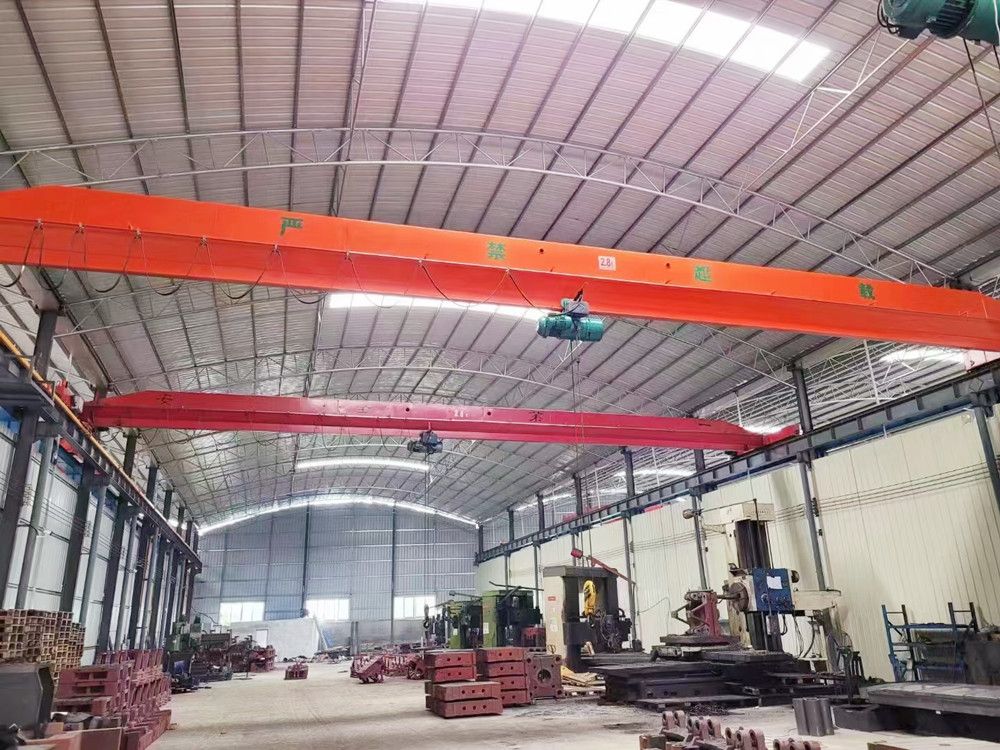 衡陽電動橋式單梁起重機(jī)、吊機(jī)、天車、行吊廠家銷售