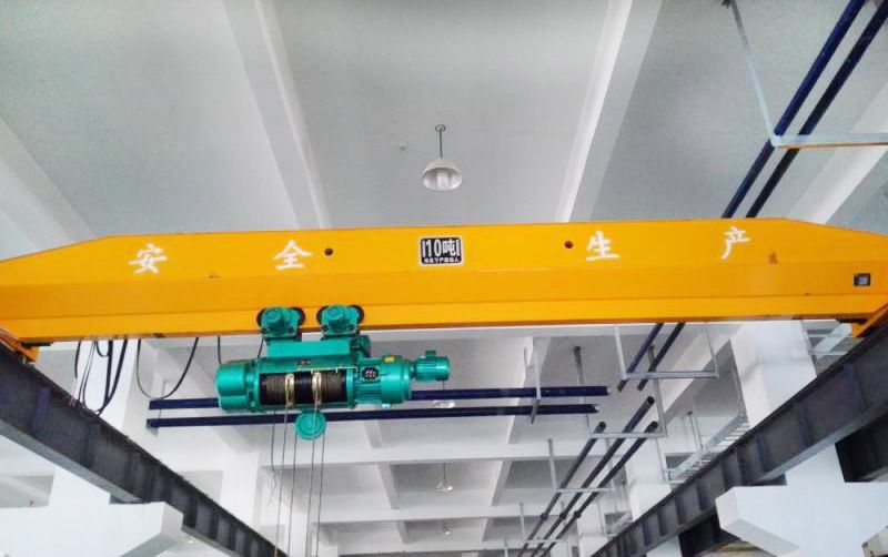 橋式起重機操作要領及技巧（1/2）