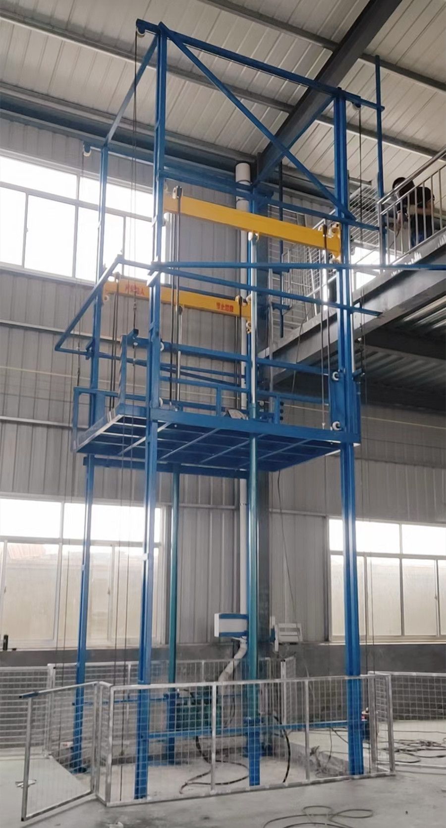 惠州市升降機、導(dǎo)軌式液壓升降貨梯、鏈條液壓升降平臺廠家銷售