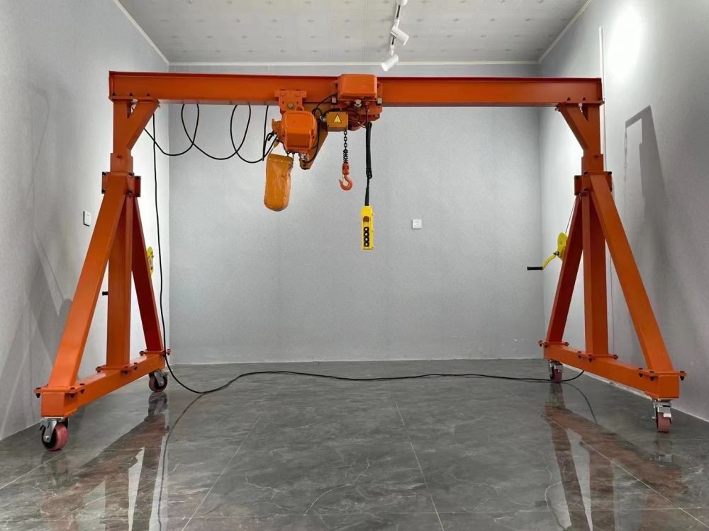 無軌電動(dòng)龍門架、無軌自行走門式起重機(jī)、小型龍門吊