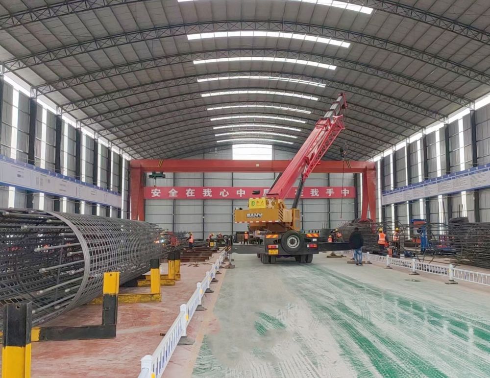 MH型電動葫蘆門式起重機、龍門吊廠家、產(chǎn)地貨源