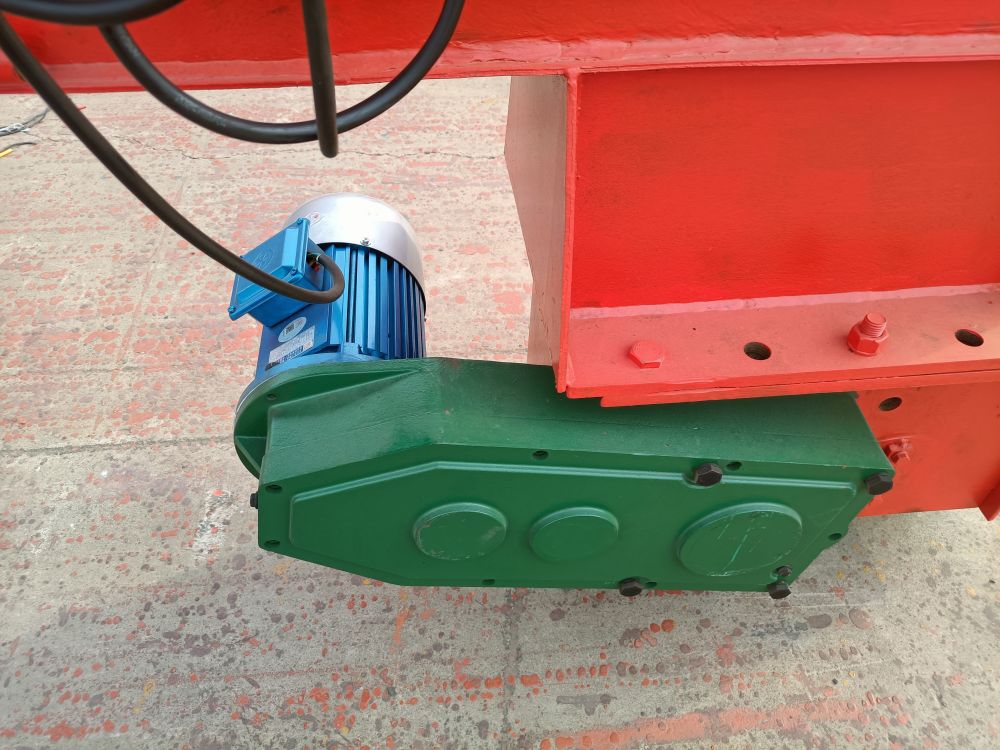 電動單梁門式起重機(jī)、龍門吊驅(qū)動裝置