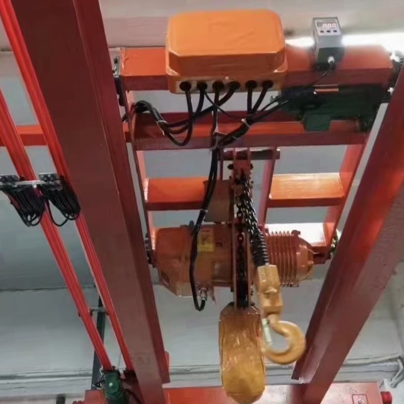 LH型電動葫蘆橋式起重機(jī)、雙梁橋式天車、吊機(jī)、衛(wèi)華起重機(jī)